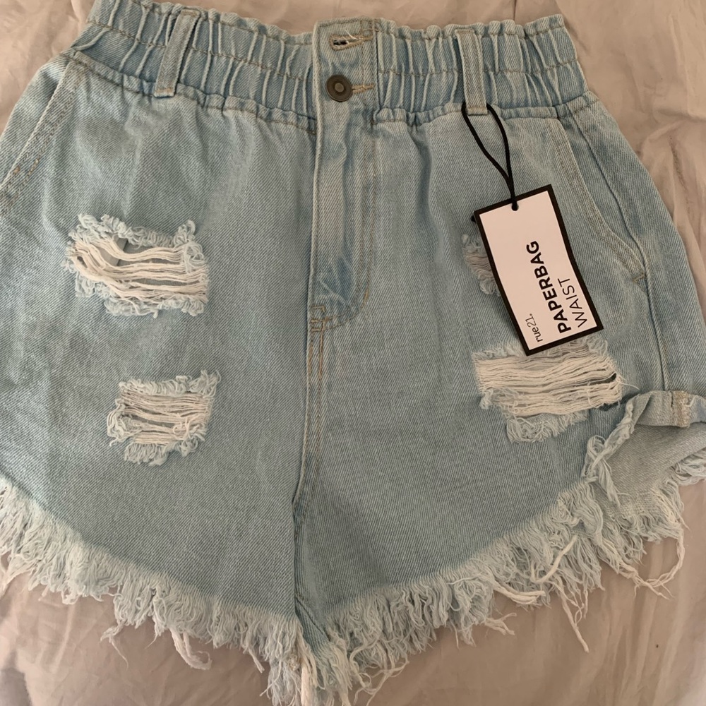 NWT Denim High Rise Jean Shorts Size 8